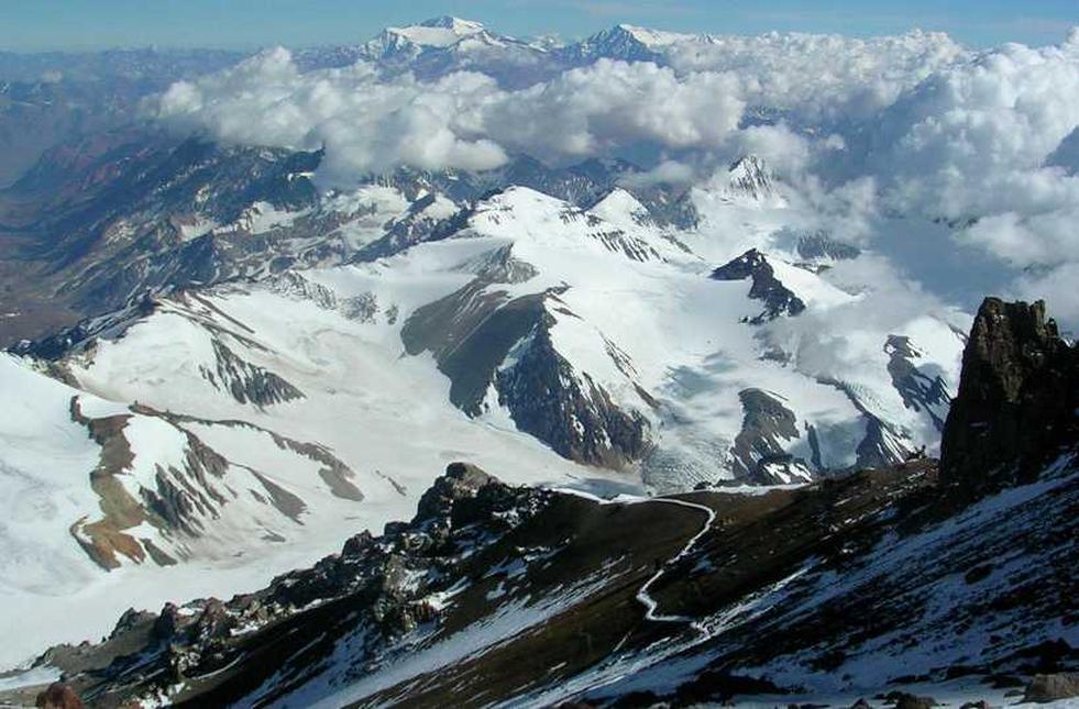 阿空加瓜山