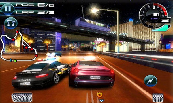 公路飛車5全屏版4